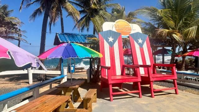 From San Juan: Pinones Bar Hopping Food Tour & Caguas River