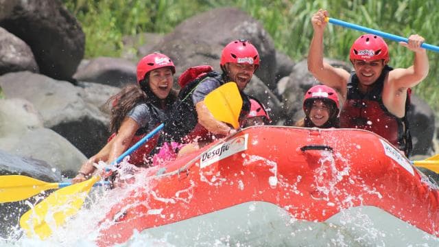 San Jose One Day: Sarapiqui Class 2&3 Rafting Adventure