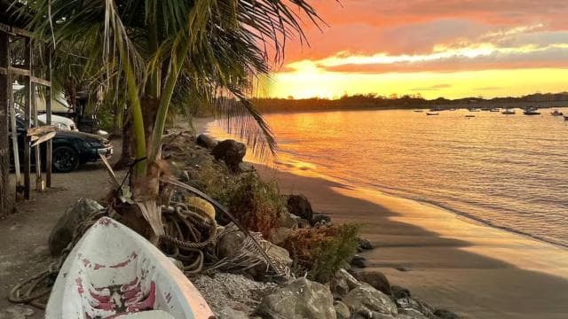 Costa Rica: Beach Hopping & Snorkelling Private Charter