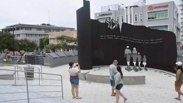 San Juan: The Ultimate Cultural Tour with Transportation