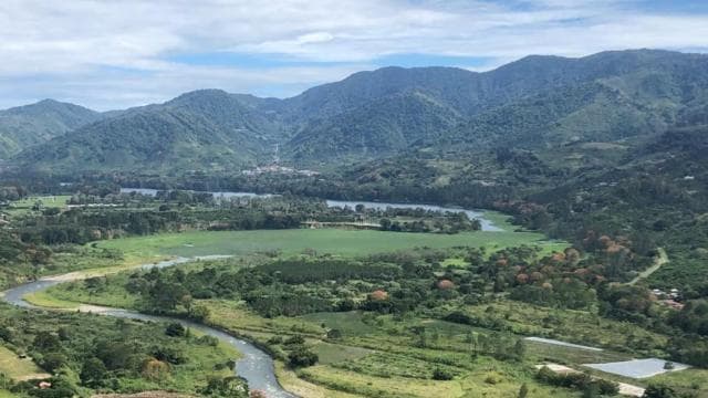San José: Irazú Volcano, Orosi Day Tour & Lankester Gardens