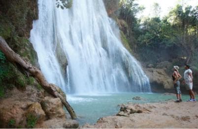 Samana: Guided Day Trip with Buffet Lunch and Whale Watching