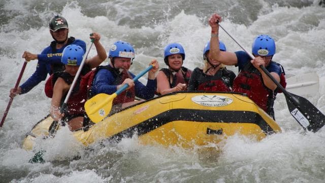 La Fortuna: Arenal Rafting Upper Balsa Class 3 and 4 Rapids