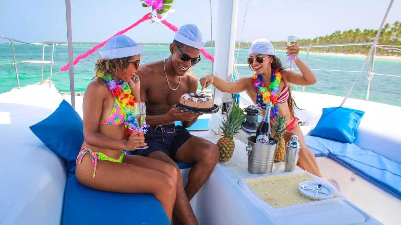 Punta Cana Private Catamaran (Big Group)