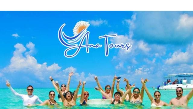 Catamaran Tour to Saona Island with Tropical Buffet Lunch