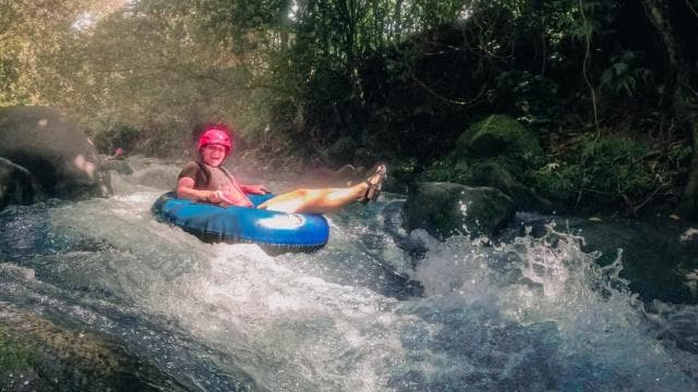 Tubing Rio Celeste: Adventure and Nature