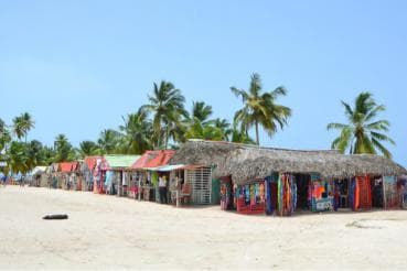 Saona Island: Tour of the 4 Beaches with Canto de la Playa