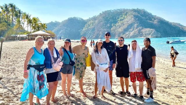 From Jacó: Isla Tortuga Small-group Adventure Tour