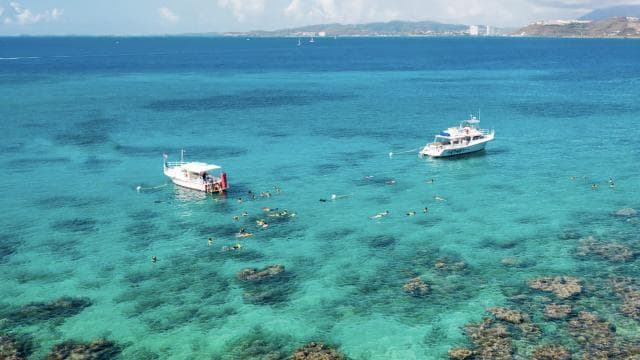 All Inclusive Snorkel and Slide Boat Tour: Icacos or Vieques