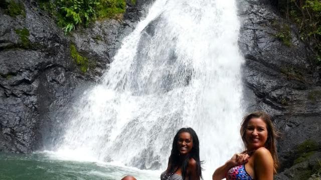 From San José: 11 Waterfalls Zipline Adventure
