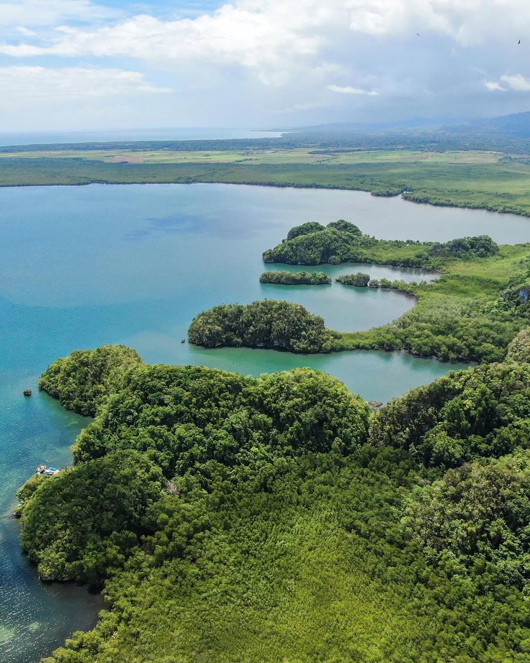 Los Haitises Sunset Kayak & Caves Tour from Samana (with Snacks & Wine)