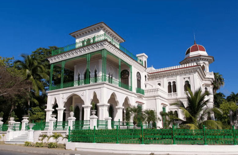 Private Tuk-Tuk Tour Cienfuegos