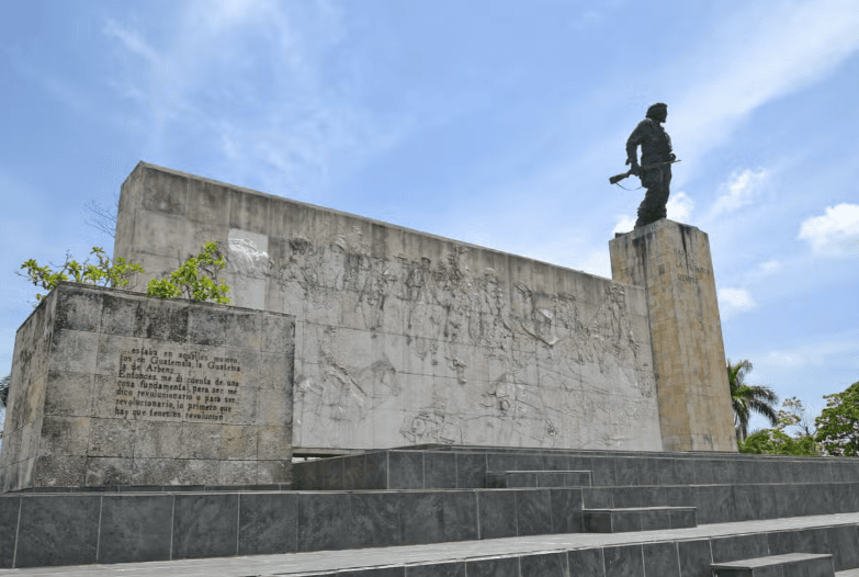 Cienfuegos, Santa Clara & Trinidad Tour