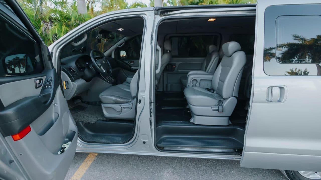 Santo Domingo: Airport Transfer to your hotel in Punta Cana