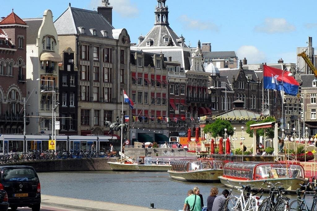 Private 10-hour Day Excursion to Amsterdam from Brussels with Hotel Pick Up